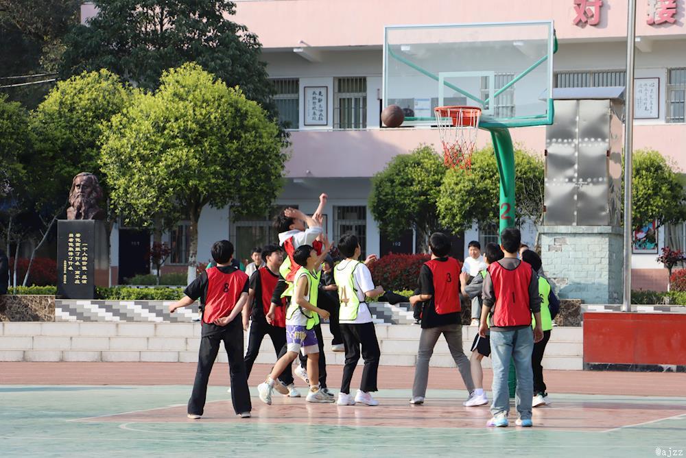 bc5f07c8745444eba2ec2f984e1d291a.jpg bc5f07c8745444eba2ec2f984e1d291a.jpg